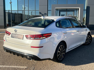2018 Kia Optima IV Рестайлинг, белый, 2149000 рублей, вид 5