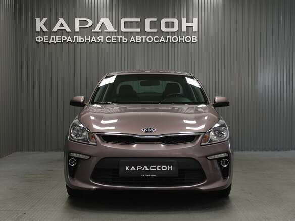 2019 Kia Rio IV, коричневый, 1485000 рублей - вид 2