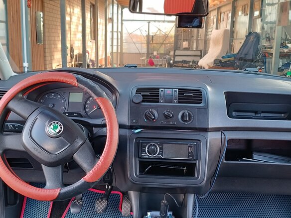 2012 Skoda Fabia II Рестайлинг, красный, 389000 рублей - вид 7