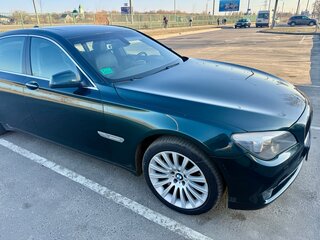 2009 BMW 7 серии 730d V (F01/F02/F04), зелёный, 1650000 рублей, вид 5
