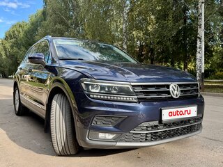 2017 Volkswagen Tiguan II, синий, 2550000 рублей, вид 4