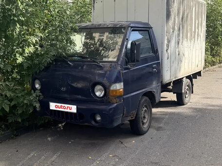 2008 Hyundai H100, синий, 370000 рублей, вид 3