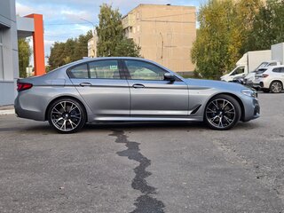 2017 BMW 5 серии 530i xDrive VII (G30/G31/G38), серый, 3550000 рублей, вид 4
