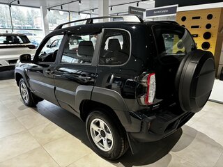 2026 Lada (ВАЗ) Niva Travel I Рестайлинг, чёрный, 1419000 рублей, вид 4