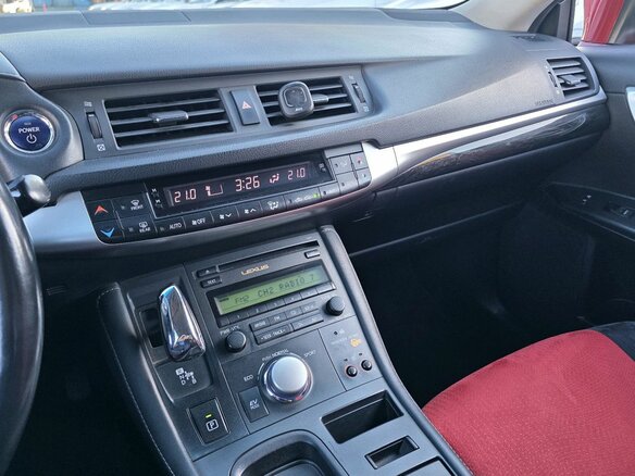 2012 Lexus CT 200h I, красный, 1570000 рублей - вид 16