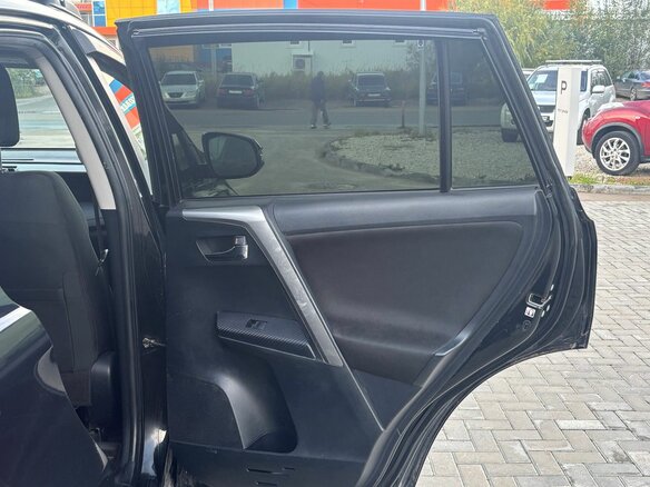 2014 Toyota RAV4 IV (XA40), чёрный, 1620000 рублей - вид 24
