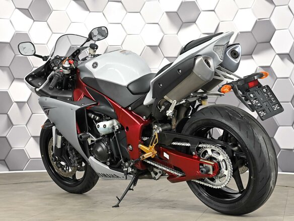 2009 Yamaha YZF-R1, белый, 899000 рублей - вид 7