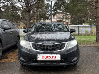 2014 Kia Rio III, чёрный, 680000 рублей, вид 1