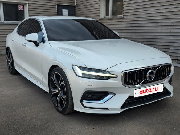 2019 Volvo S60 III, белый, 4200000 рублей - вид 3