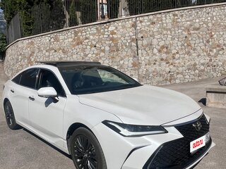 2022 Toyota Avalon V, белый, 3550000 рублей, вид 4