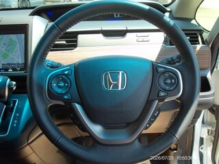 2022 Honda Freed II Рестайлинг, белый, 1154000 рублей, вид 5