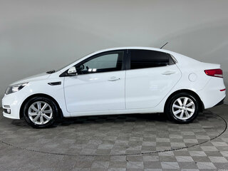 2015 Kia Rio III Рестайлинг, белый, 918000 рублей, вид 5