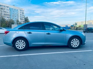 2010 Chevrolet Cruze I, серый, 570000 рублей, вид 5