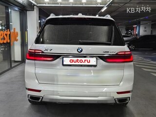 2022 BMW X7 40d I (G07) Рестайлинг, белый, 10769000 рублей, вид 5