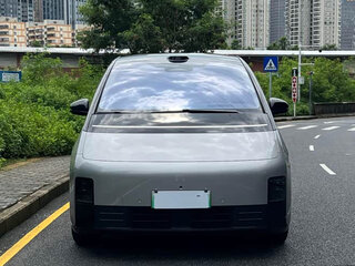 2026 Li Auto (Lixiang) Mega II, серебристый, 12500000 рублей, вид 2