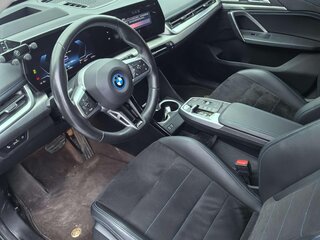 2024 BMW iX1 eDrive 25L, синий, 3599000 рублей, вид 5