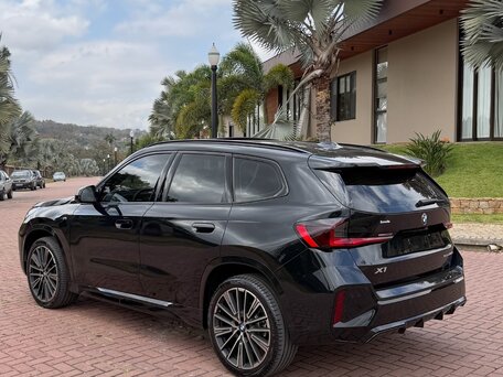 2023 BMW X1 Long 20Li sDrive III (U11/U12), белый, 3040000 рублей, вид 4