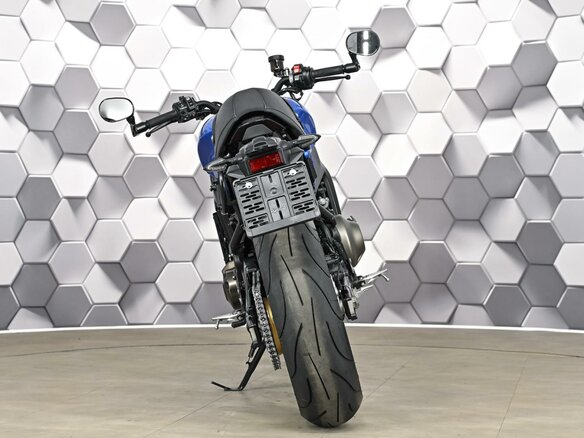 2022 Yamaha XSR900, синий, 1099000 рублей - вид 5