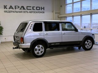 2018 Lada (ВАЗ) 2131 (4x4) I, серебристый, 650000 рублей, вид 2