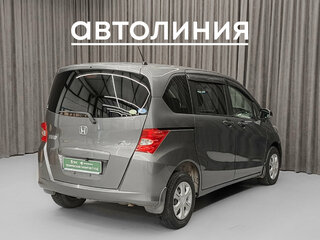 2010 Honda Freed I, серый, 950000 рублей, вид 5