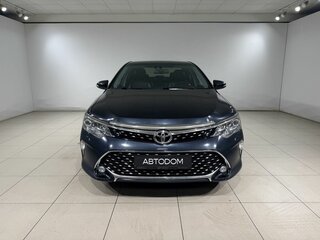 2018 Toyota Camry VII (XV50) Рестайлинг 2, серый, 2120000 рублей, вид 2