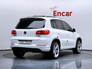 2013 Volkswagen Tiguan I Рестайлинг, белый, 1737000 рублей, вид 2