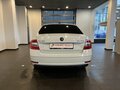 2017 Skoda Octavia III (A7) Рестайлинг, белый, 1540000 рублей - вид 3
