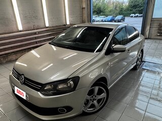 2011 Volkswagen Polo V, серебристый, 390000 рублей, вид 2