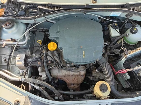 2005 Renault Logan I, серебристый, 330000 рублей - вид 12