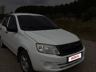 2016 Lada (ВАЗ) Granta I, белый, 300000 рублей, вид 3