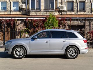 2018 Audi Q7 II (4M), серебристый, 4690000 рублей, вид 4