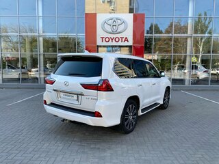 2021 Lexus LX 570 III Рестайлинг 2, белый, 8450000 рублей, вид 5