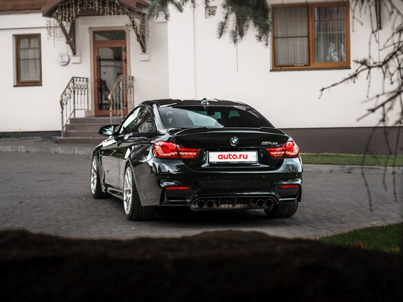 2018 BMW M4 CS F82/F83 Рестайлинг, чёрный, 7900000 рублей - вид 3