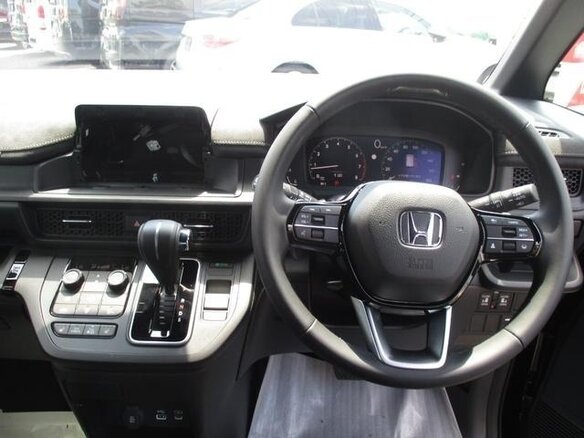 2026 Honda Stepwgn Spada VI, чёрный, 3675000 рублей - вид 8