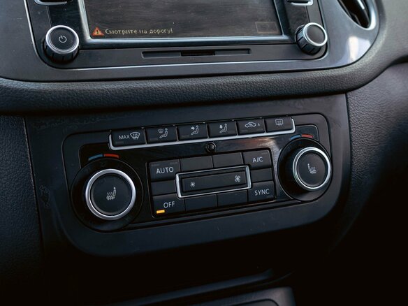 2014 Volkswagen Tiguan I Рестайлинг, коричневый - вид 16