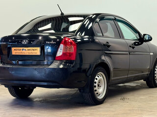 2006 Hyundai Verna II, чёрный, 280000 рублей, вид 4