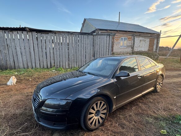 2005 Audi A8 II (D3) Рестайлинг, чёрный, 500000 рублей - вид 2