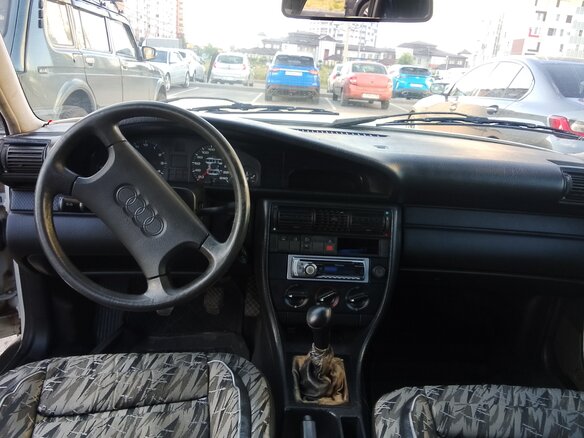 1992 Audi 100 IV (C4), белый, 250000 рублей