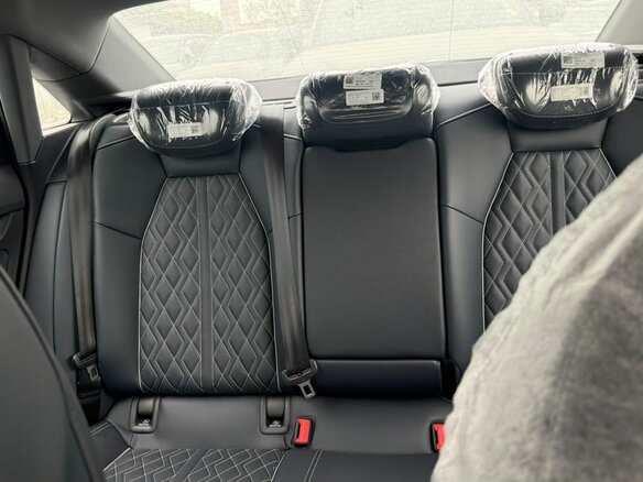 2026 Audi A3L 35 TFSI IV (8Y) Рестайлинг, фиолетовый, 3750000 рублей - вид 10