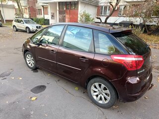 2007 Citroen C4 Picasso I, красный, 320000 рублей, вид 3