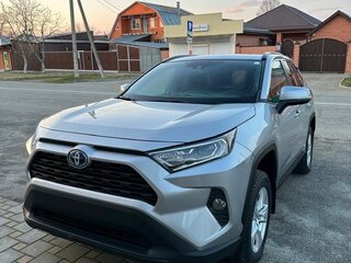 2019 Toyota RAV4 V (XA50), серый, 3900000 рублей, вид 3