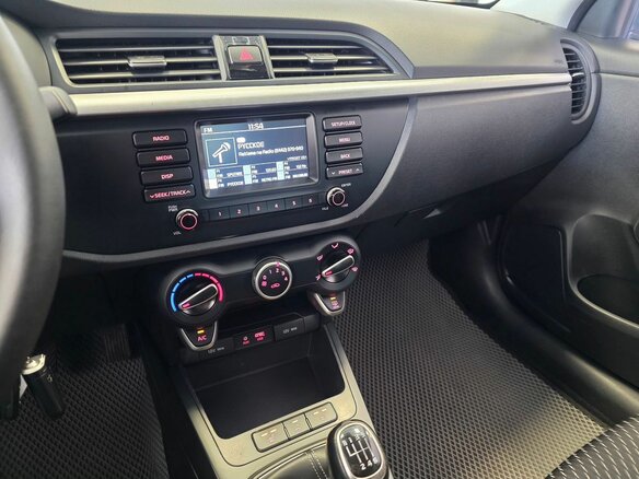 2017 Kia Rio X-Line IV, серебристый, 1380000 рублей - вид 19