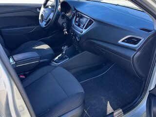 2019 Hyundai Solaris II, серый, 1550000 рублей, вид 5