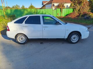 2011 Lada (ВАЗ) Priora I, белый, 220000 рублей, вид 2