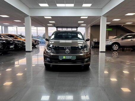 2016 Volkswagen Polo V Рестайлинг, коричневый, 1215000 рублей, вид 3