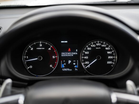 2021 Mitsubishi Pajero Sport III Рестайлинг, белый, 3650000 рублей - вид 4
