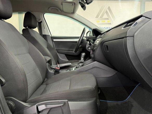 2014 Skoda Octavia III (A7), белый, 844000 рублей - вид 10