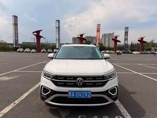 2023 Volkswagen Tayron I Рестайлинг, белый, 1992000 рублей, вид 1
