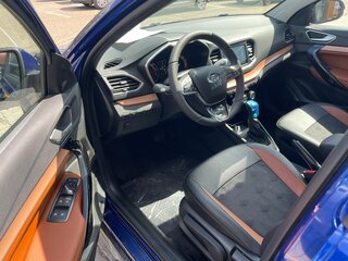 2026 Lada (ВАЗ) Vesta SW Cross I Рестайлинг (NG), серебристый, 2118000 рублей, вид 3