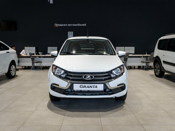 2025 Lada (ВАЗ) Granta I Рестайлинг, белый, 1098000 рублей - вид 1